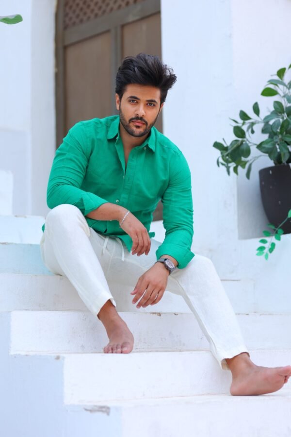 Men Regular Fit Solid Casual Shirt - Image 4