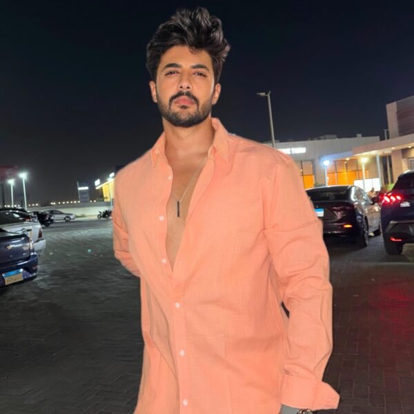 Men Regular Fit Solid long sleeve Casual Shirt